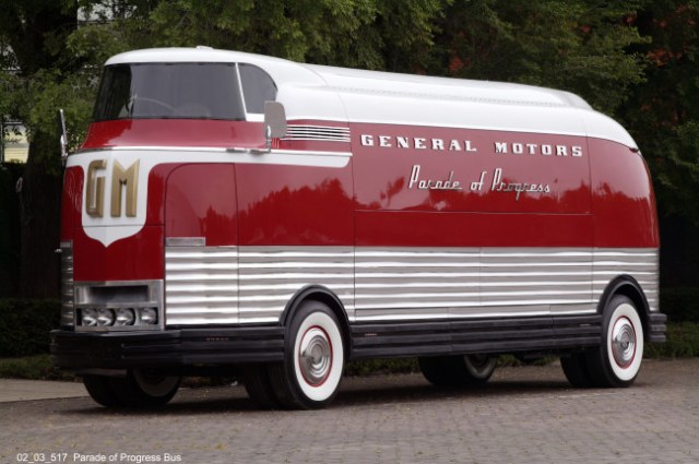 10__W53HV_Futurliner (1940).jpg